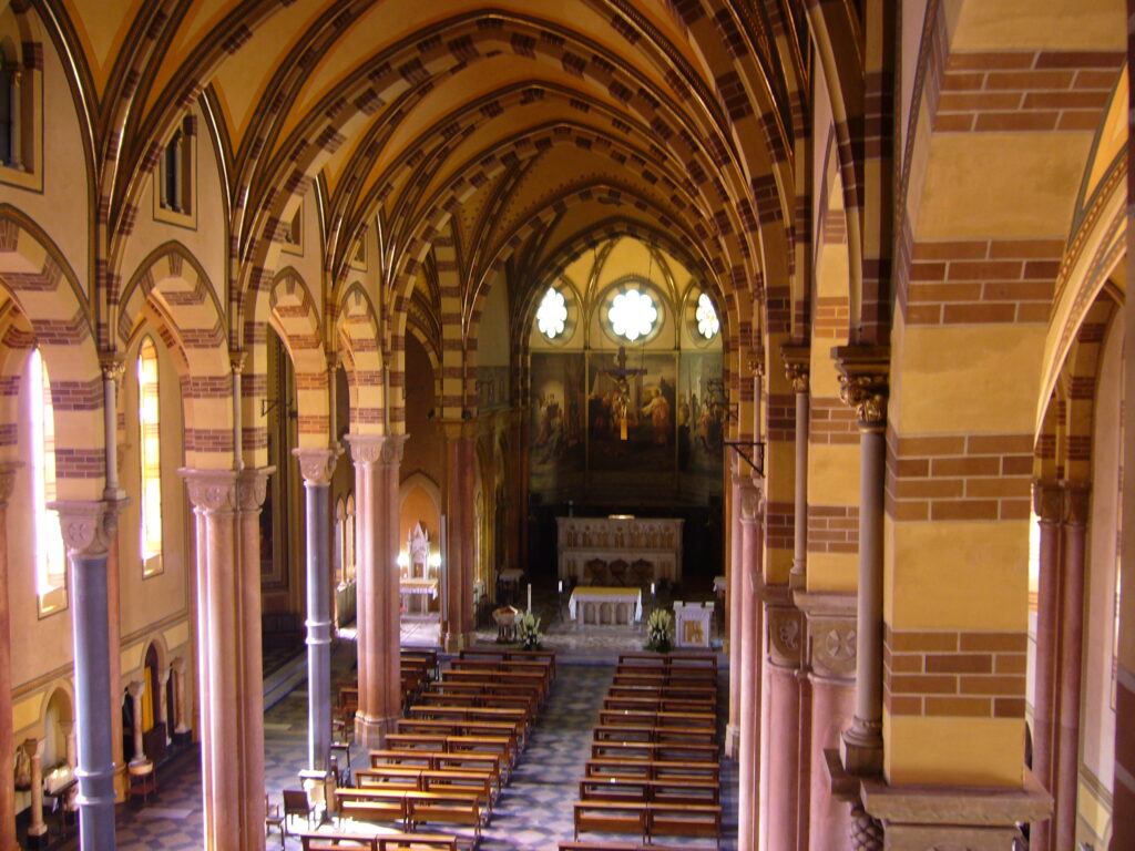 Chiesa San Pietro - interno